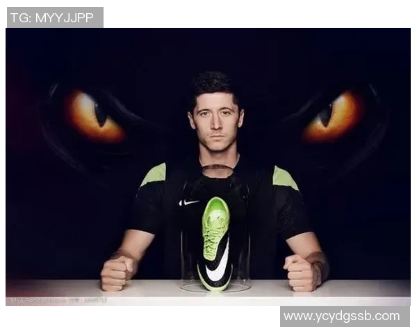 耐克最新广告中足球明星的身份揭晓引发热议